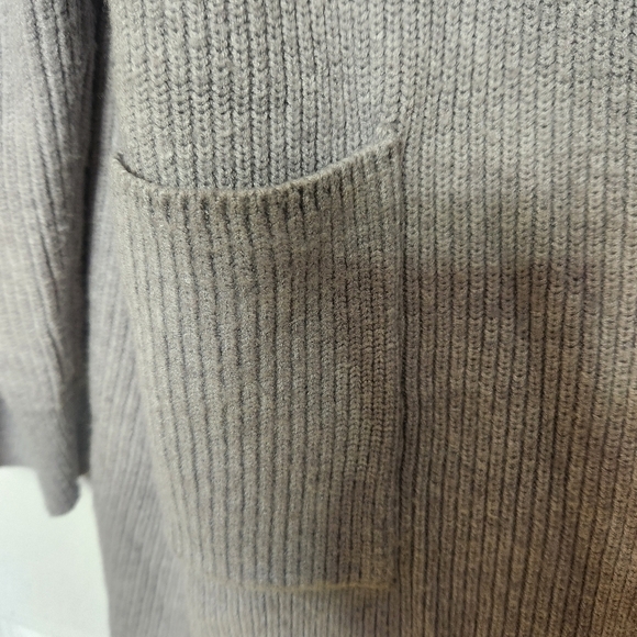 Ricki's Plus  Size Grey Knit Cardigan Size 2x/3x - Picture 4 of 9